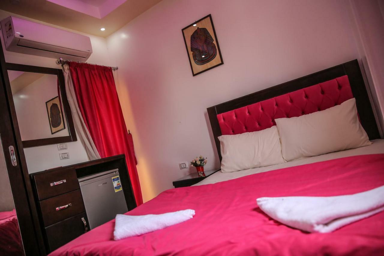 Queen Pyramids View Inn Kafret el-Gabal Exterior foto